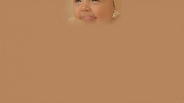 Portraits de bebe de 2 a 4 mois : douceur et spontaneite